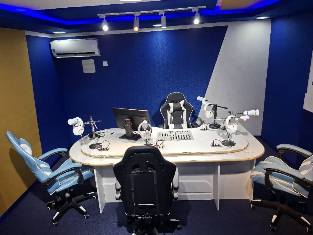 Access Breakfast Show (7:00 AM – 10:00 AM CAT) Access Breakfast Show (7:00 AM – 10:00 AM CAT)