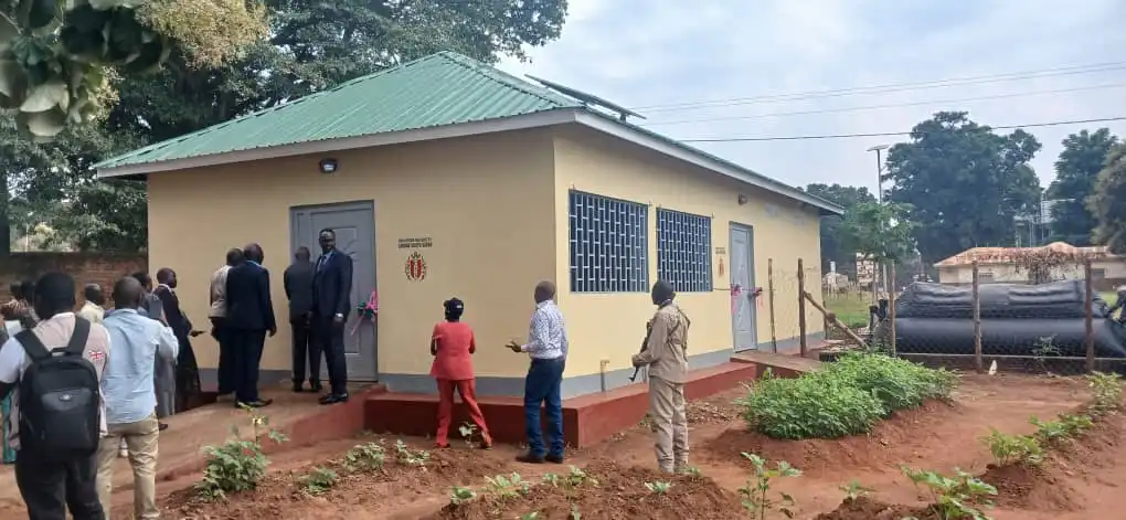 [PHOTOS] – Cigarette Company Upgrades Yei Hospital Kitchen