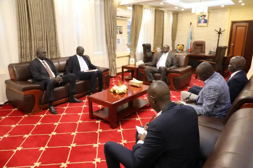 Deputy Minister Engages Abyei Chief on UNISFA Cooperation