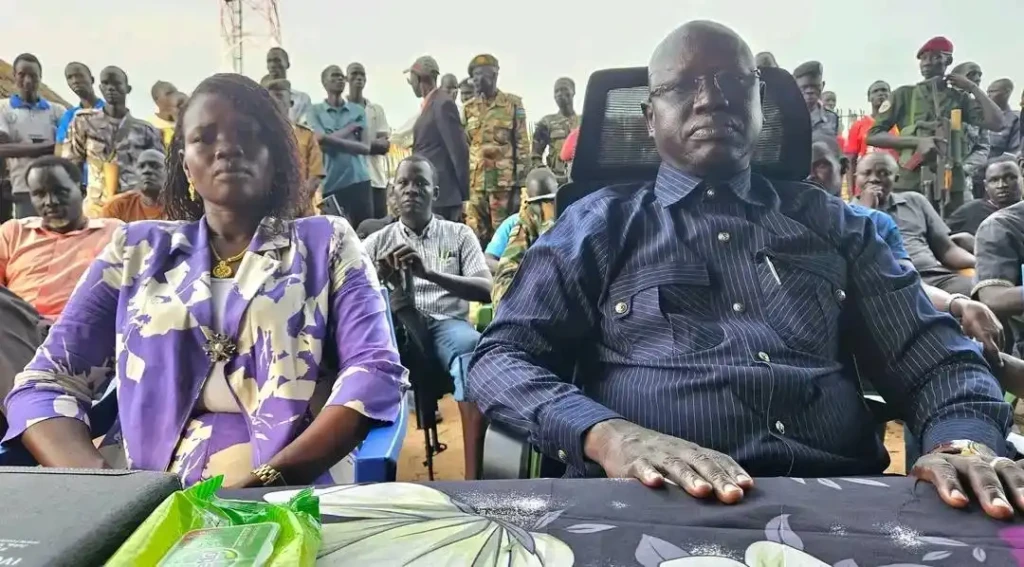 Communities in Warrap Agree to Voluntarily Surrender Arms Communities in Warrap Agree to Voluntarily Surrender Arms