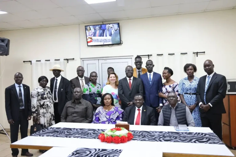 Governor Mujung Meets Jehovah Witnesses