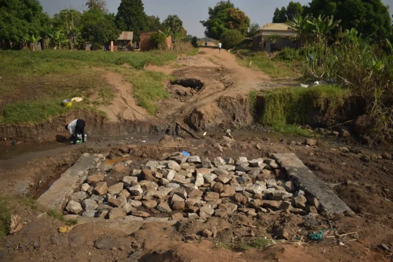 Ground work at Wuluturu bridge . PHOTO CREDITS- Enocka Martin /Access Radio