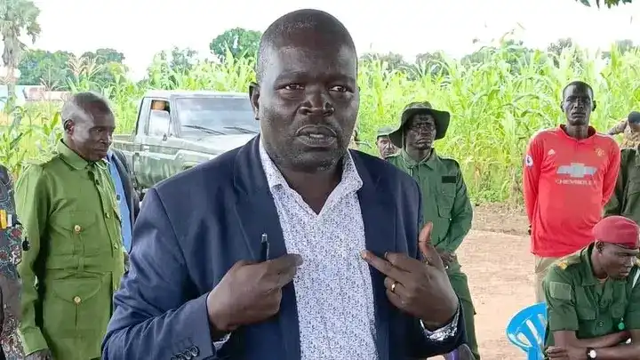 Yei River County Commissioner Emmanuel Taban Seme addressing residents in one of the Payams-PHOTO CREDIT-Yei River County Press Unit (File Photo)