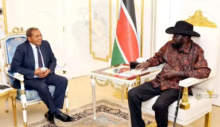 President Salva Kiir (Right) and Kiwete (Left)- PHOTO CREDITS: Press Unit-Office of the President, RSS