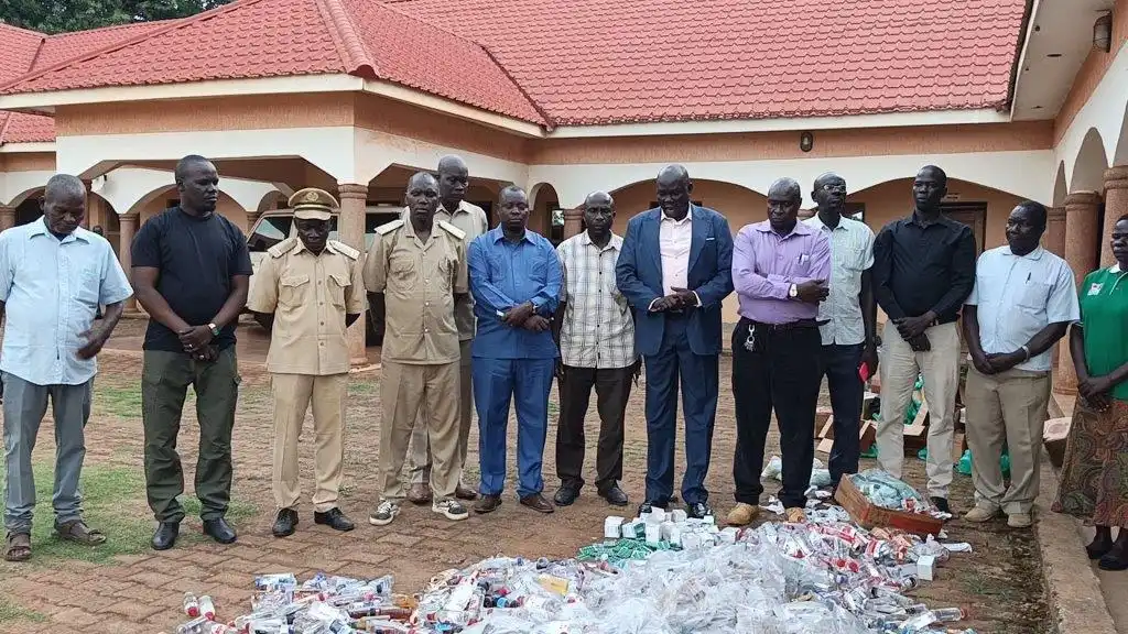 Yei Authorities Destroy Illegal Drugs and Alcohol in Crackdown