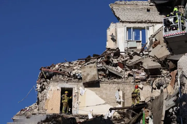 Death Toll Hits 21 After Russian Attack on Ukrainian Capital