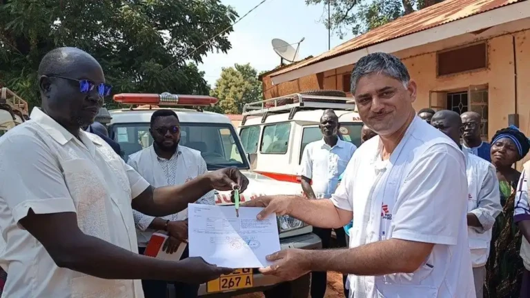 Yei River County Receives New Ambulance From MSF