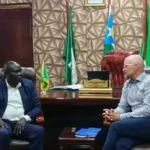 EU Ambassador (R) and commisisoner Malimbo (L)