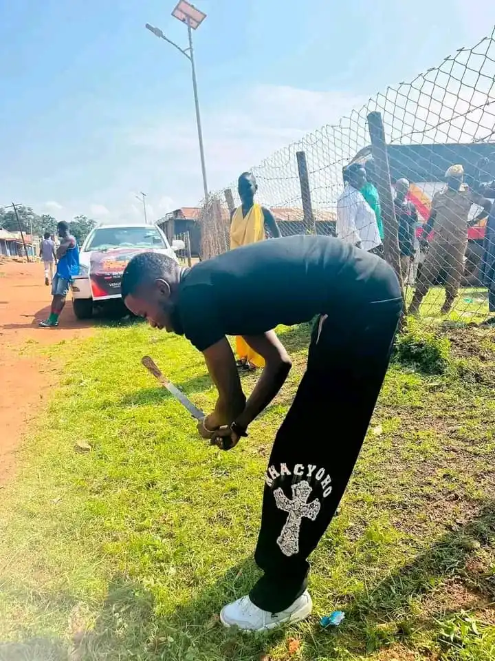 Singer Franko Lokunyumi clashing around the County headquaters