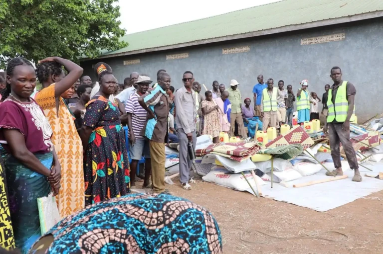 Beneficiaries during the distribution of donated items