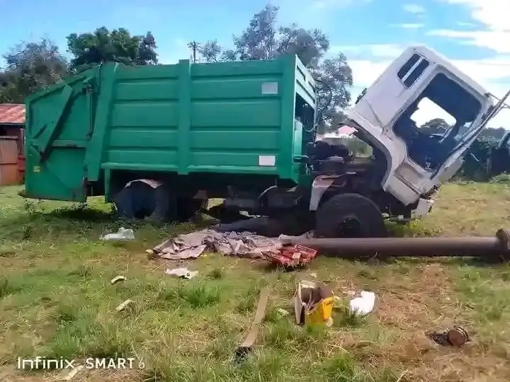 Yei Garbage colllection truck