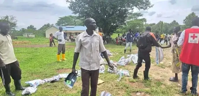 Famers receiving Farm tools in Lainya County. Photo Credit-ICRC-South Sudan