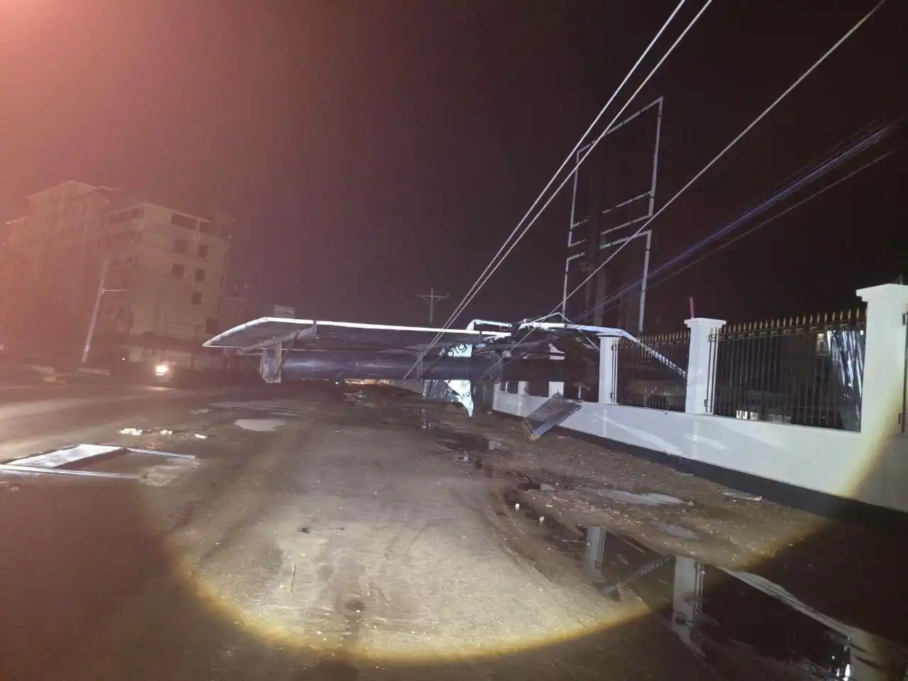 Power Outage Hits Multiple Areas After Billboard Collapse in Juba