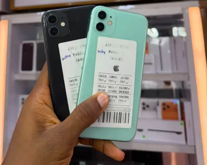 Kenya Seizes $63,000 of iPhones at Nairobi Airport