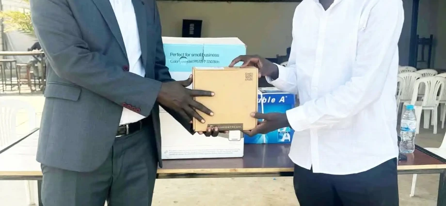 Lainya Commissioner Gets Office Support from Scenius Hub
